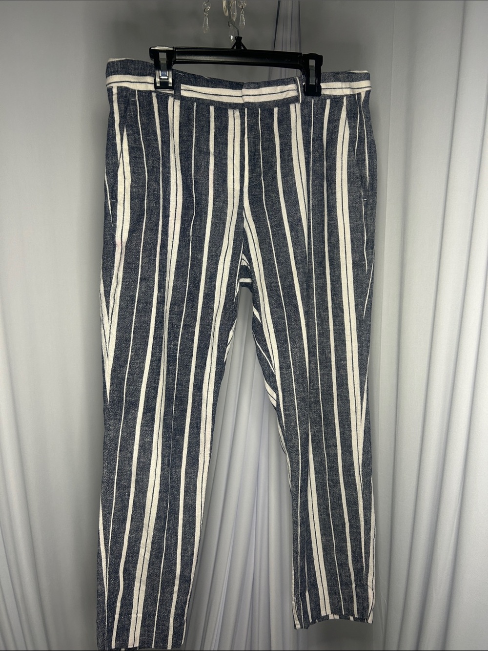 Banana Republic Navy & White Striped Straight-Leg Pants linen blend
